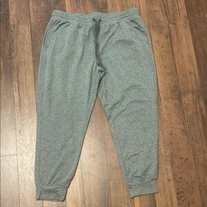 Zella Heathered Gray Activewear Pants